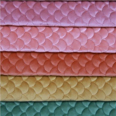 Quiltet polyester hjemmetekstilstof